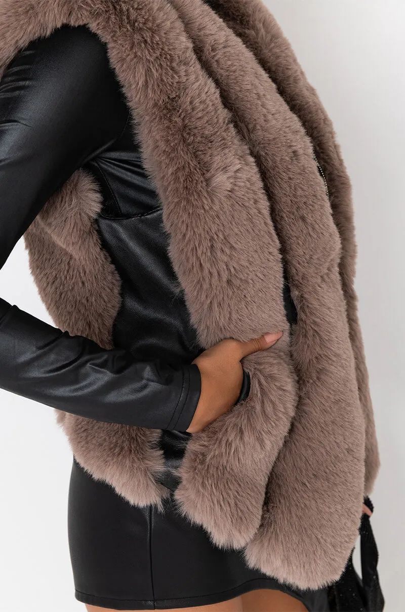 AZALEA WANG ESKIMO HOODED FAUX FUR VEST