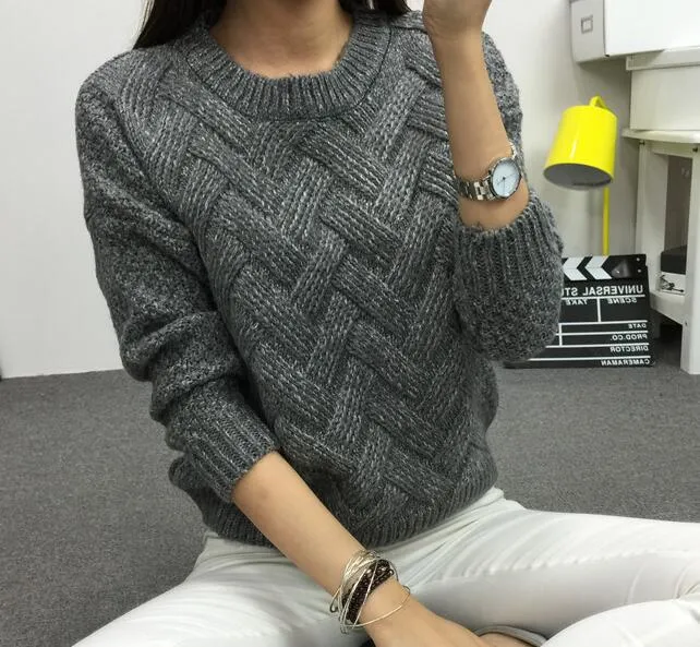 Cable Pattern Knit Scoop Solid Color Pullover Sweater