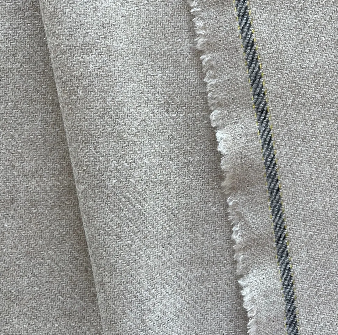 Ermenegildo Zegna Lighter-Weight Luxury Wool/Silk/Linen/Cashmere Jacketing (Made in Italy)