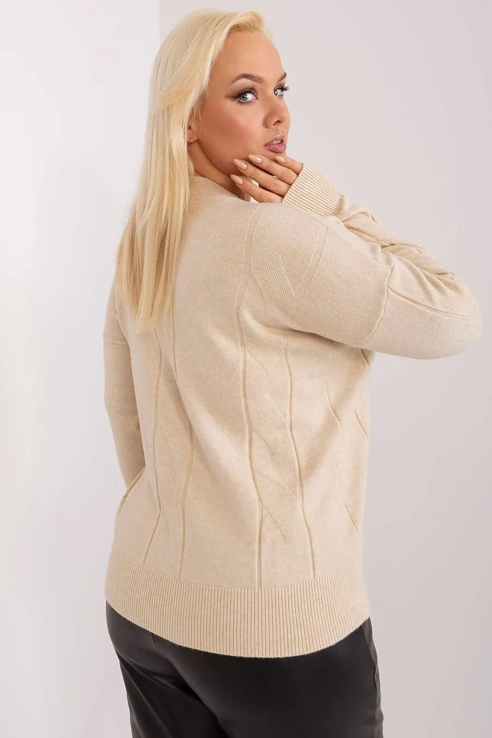 Factory Price soft and pleasant viscose womens sweater