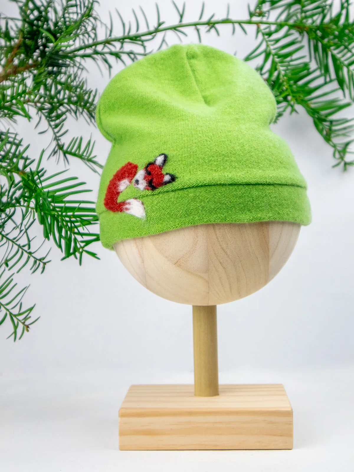 Sleeping Fox Cashmere Hat - Toddler