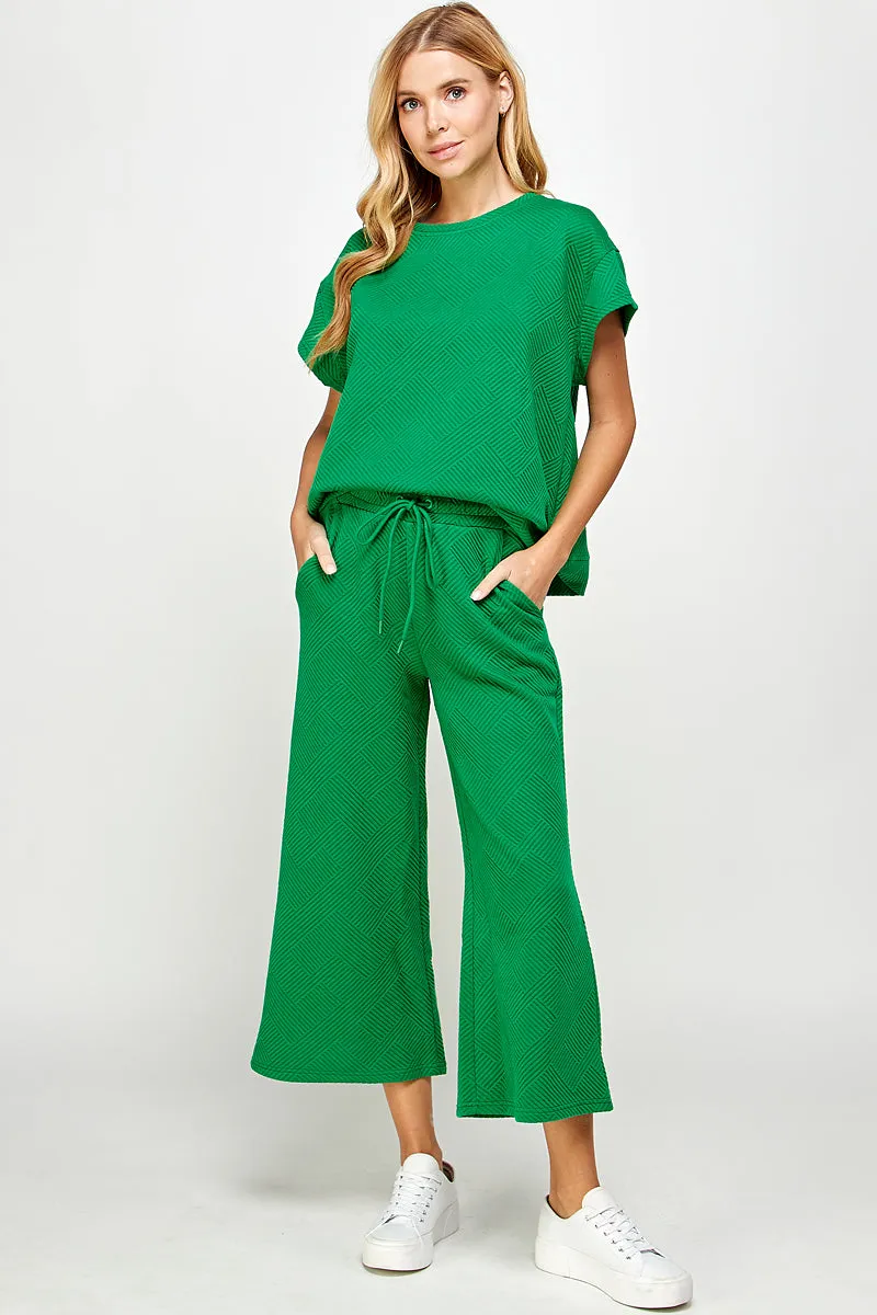 Textured Soft Cropped Wide Pants